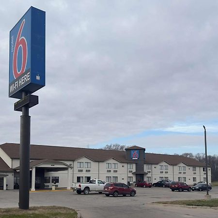 Motel 6-Waterloo, Ia Екстериор снимка