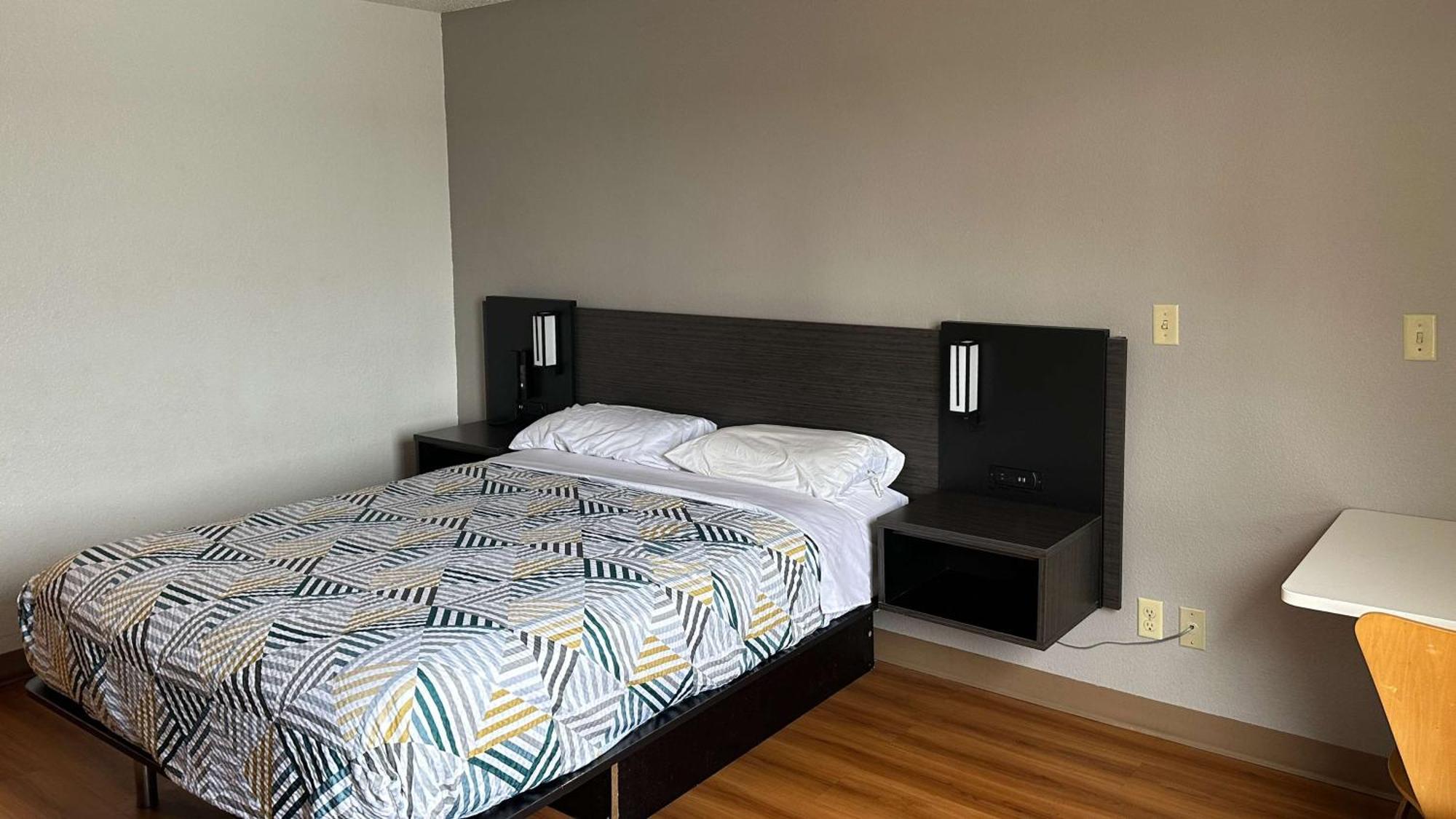 Motel 6-Waterloo, Ia Екстериор снимка