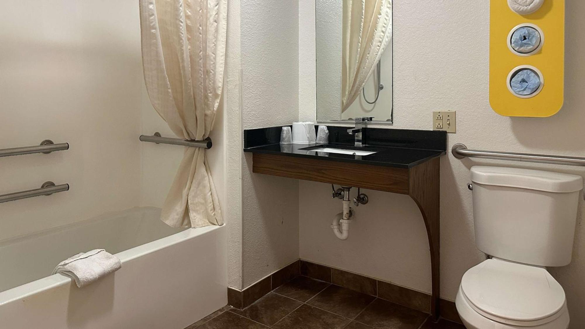 Motel 6-Waterloo, Ia Екстериор снимка