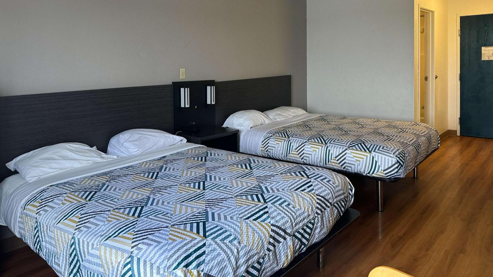 Motel 6-Waterloo, Ia Екстериор снимка