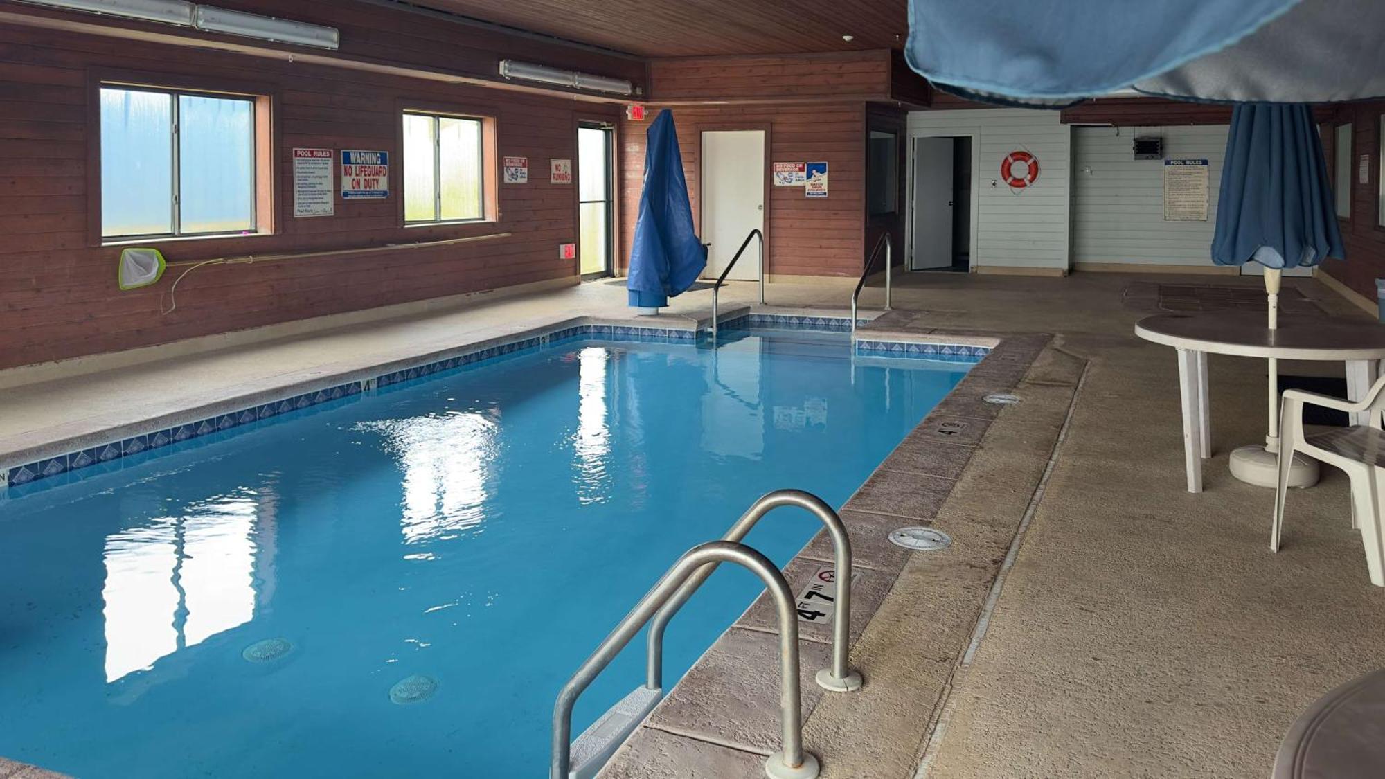 Motel 6-Waterloo, Ia Екстериор снимка