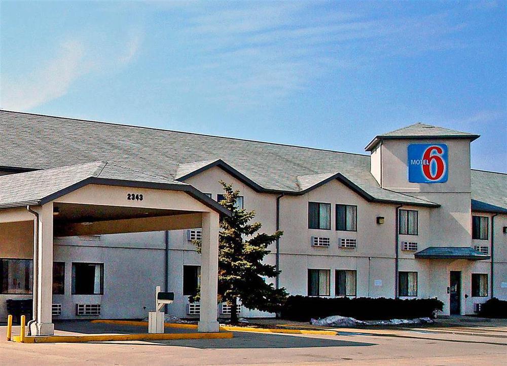 Motel 6-Waterloo, Ia Екстериор снимка